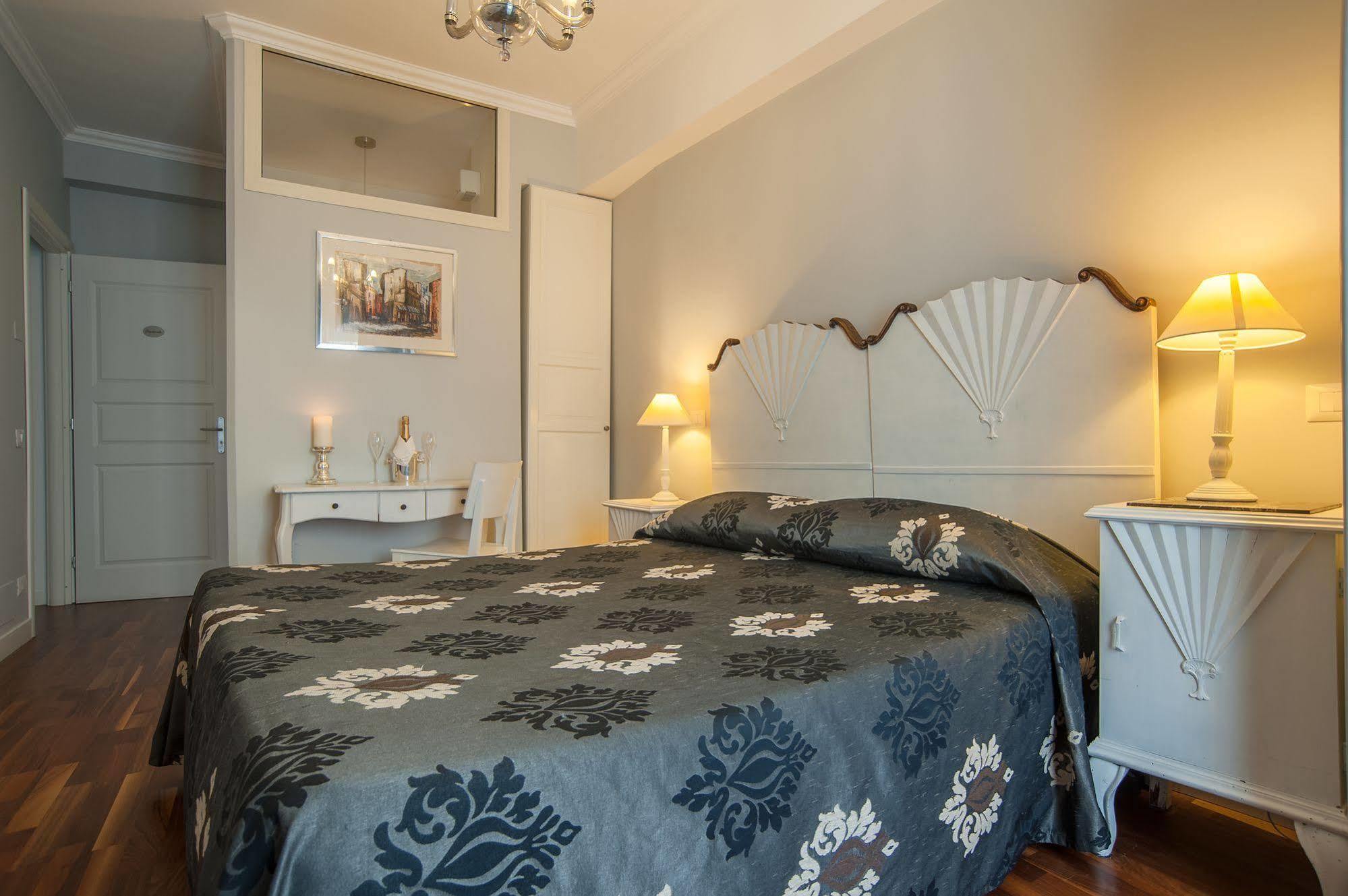 Sotto La Cupola Bed and Breakfast Roma Exterior foto