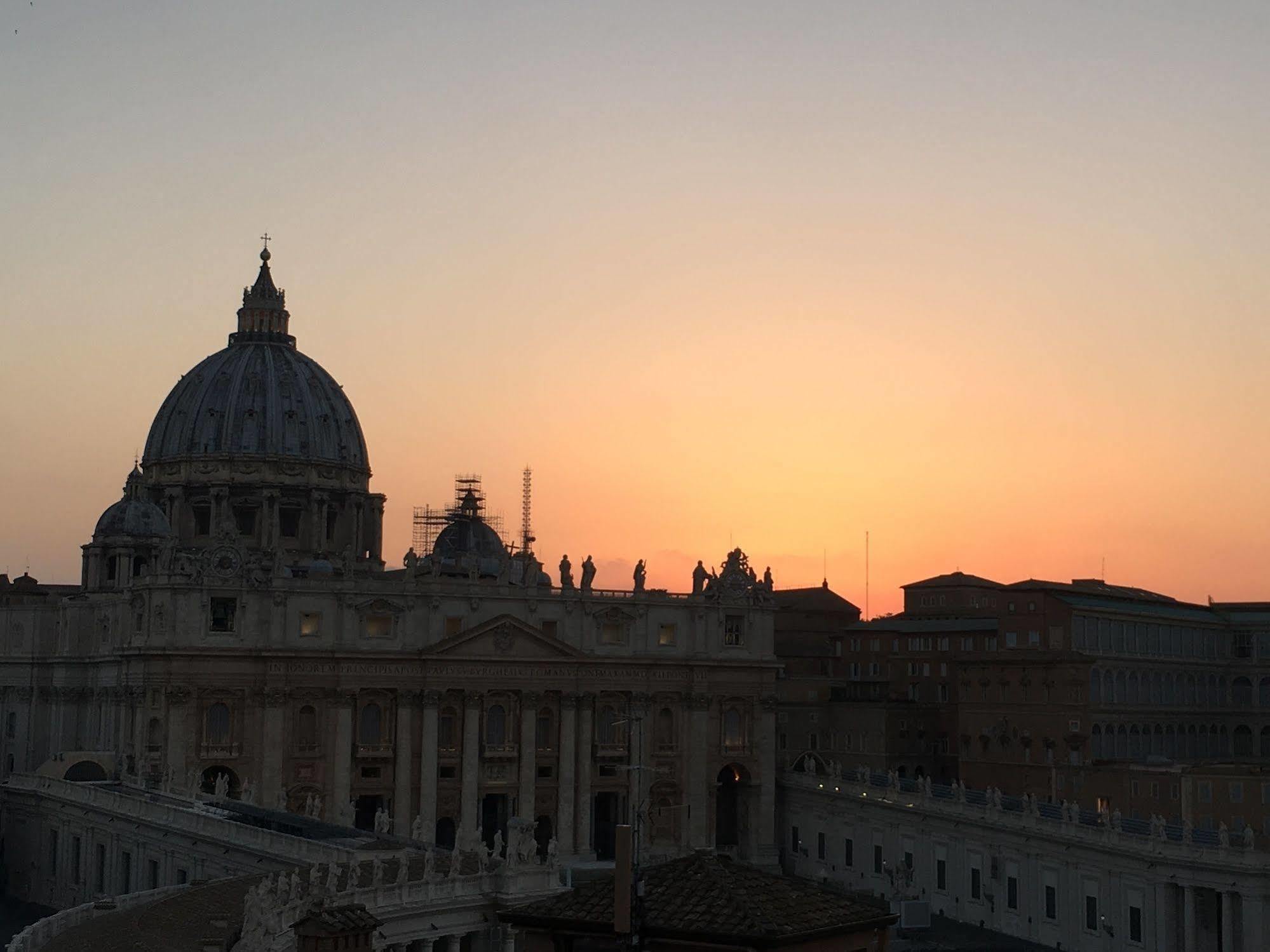 Sotto La Cupola Bed and Breakfast Roma Exterior foto